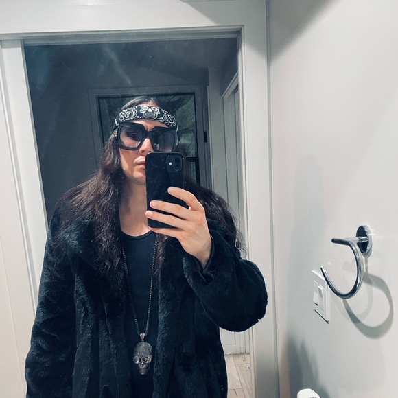 My names Wil, here to buy not sell. - Picture 16 of 17